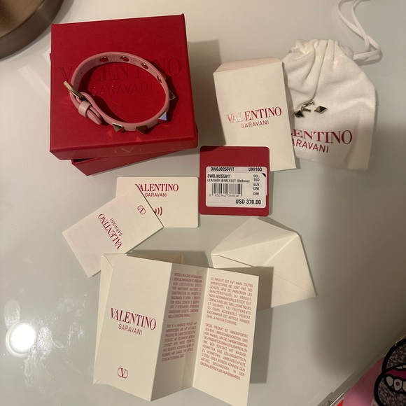 Valentino Garavani Rockstud Bracelet - Picture 7 of 10